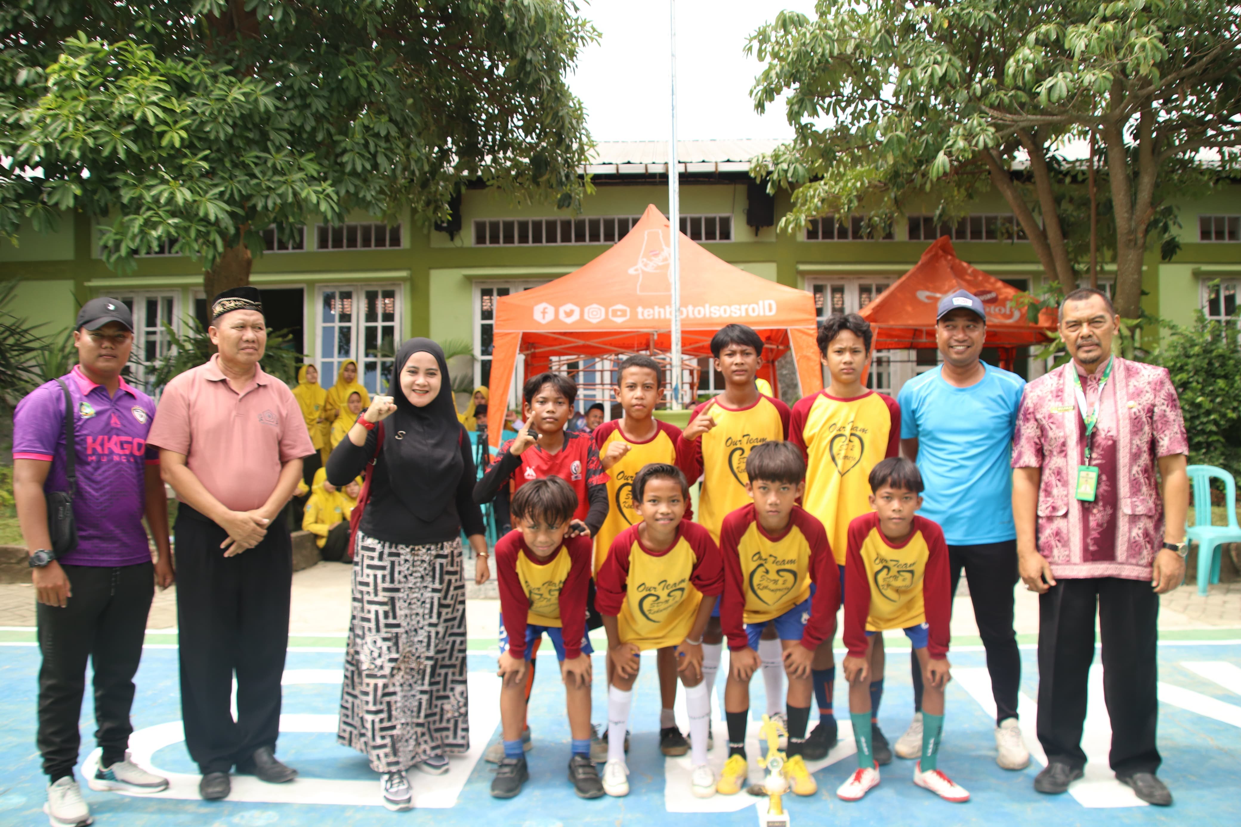 SDN 2 Kedungrejo Juara Kompetisi Futsal Aksi M4B 2025
