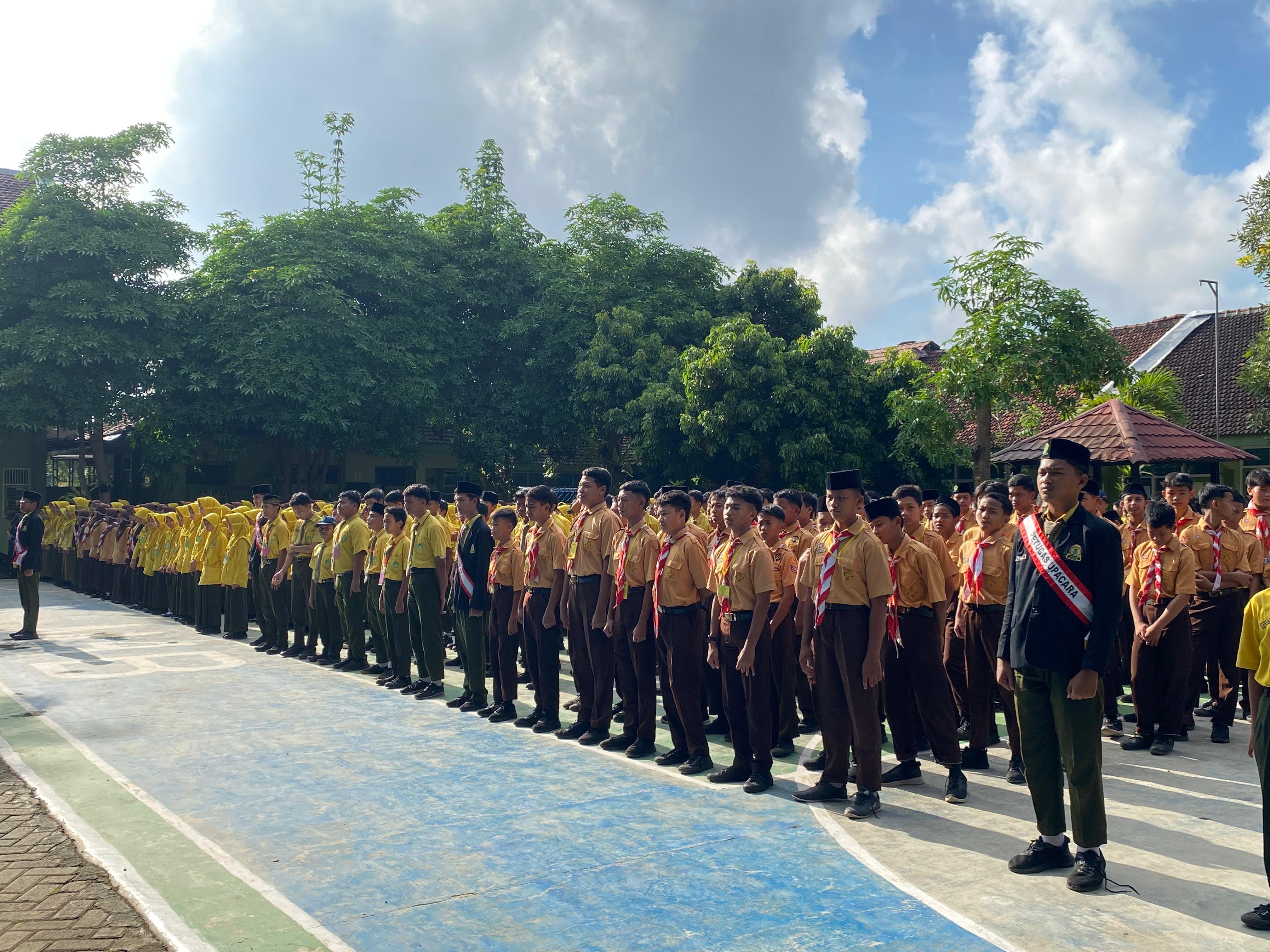 MTsN 4 Banyuwangi Gelar Upacara Peringatan Hari Kesaktian Pancasila 1 Oktober 2025
