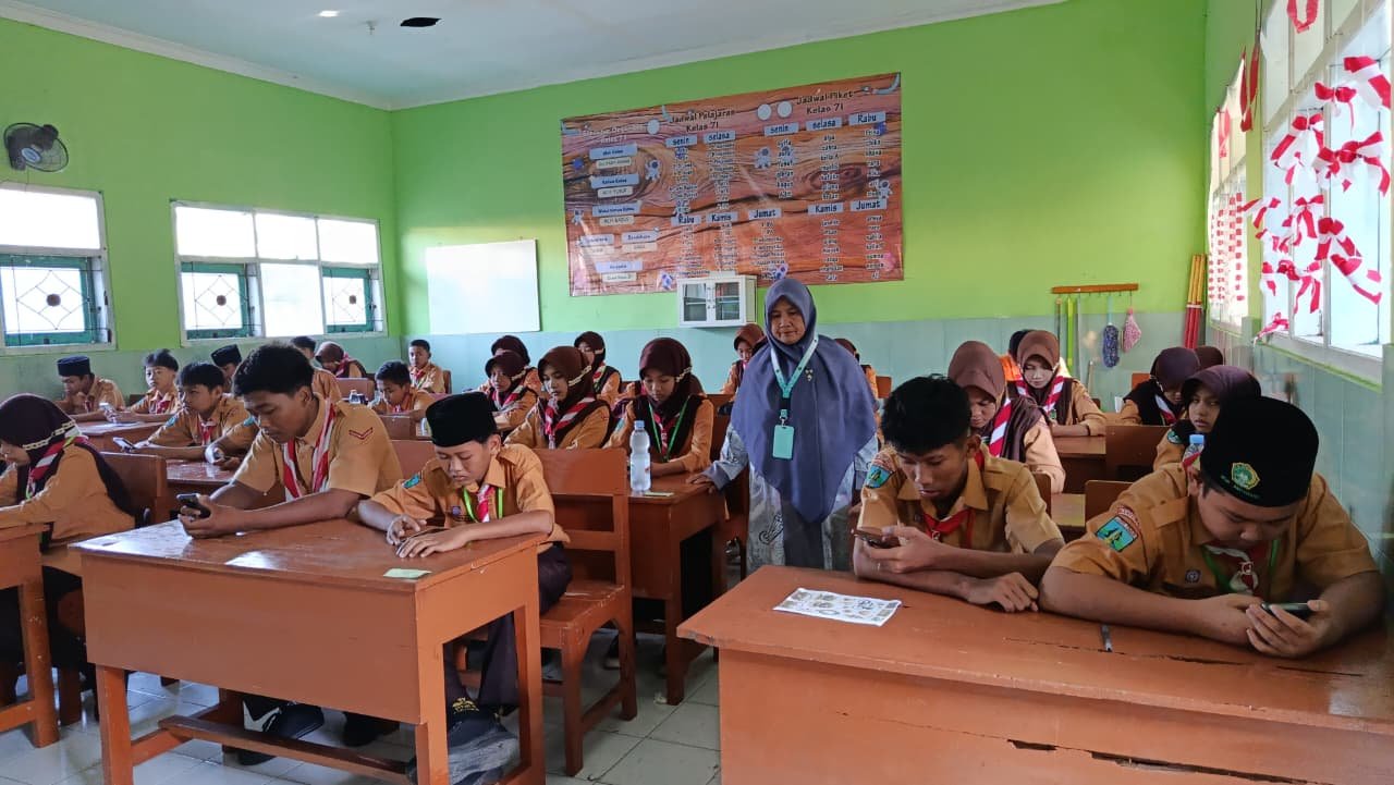 MTsN 4 Banyuwangi Rampungkan Asesmen Sumatif Tengah Semester (ASTS) Ganjil